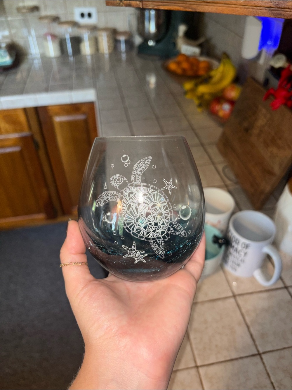 Sea Turtle Etched Wine Glass with Blue/Green Accents